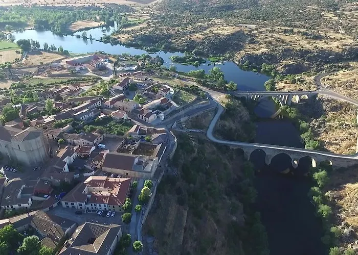 Smart-Tech Plaza Apartment