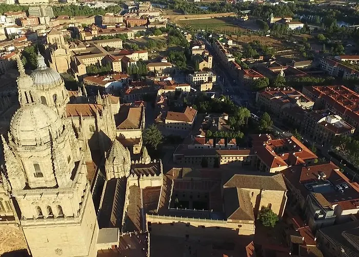 Smart-Tech Plaza Apartment Apartment Salamanca